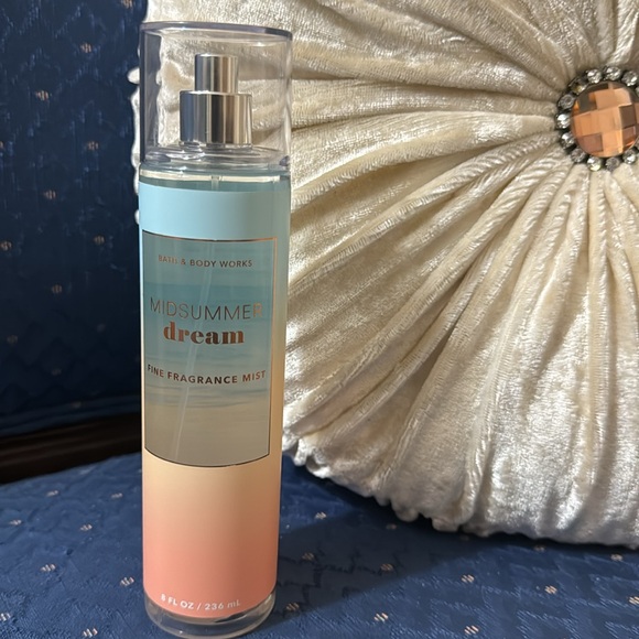 BATH & BODY WORKS SET. . . MIDSUMMER DREAM SCENT - Picture 3 of 6